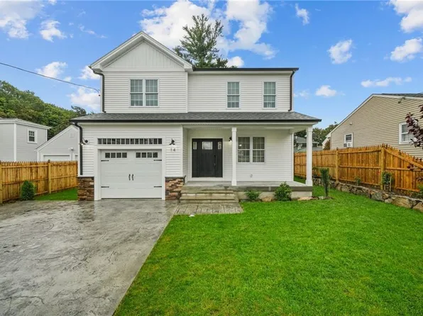 14 W Lawn Ave, Pawtucket, RI 02860