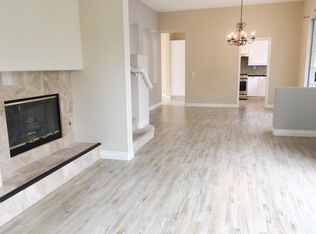 2890 Player Ln, Tustin, CA