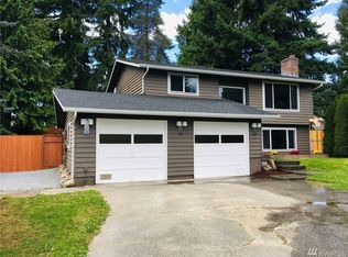 8916 Emerson Pl, Everett, WA 98208