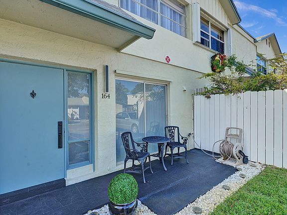 4th image of 3001 NW 4th Terrace #164