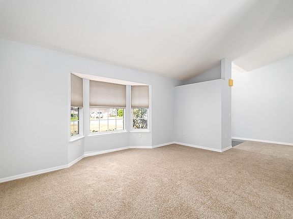 3rd image of 3645 Belle Arbor Cir