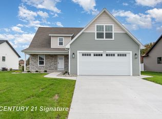 5840 Diamond Meadows Ln, Freeland, MI 48623