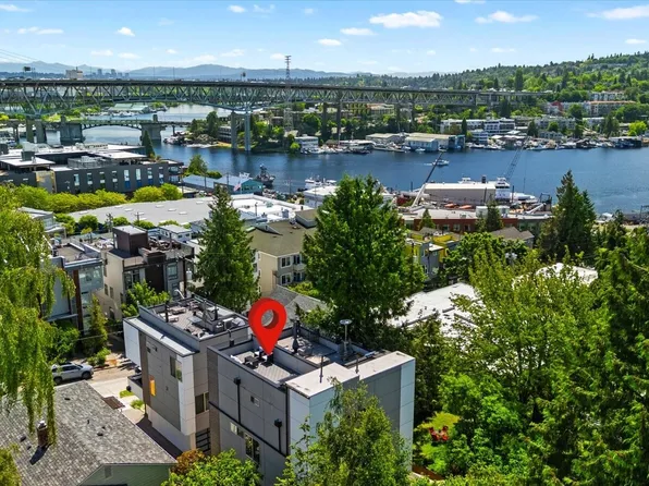 3953 1st Avenue NE #A, Seattle, WA 98105