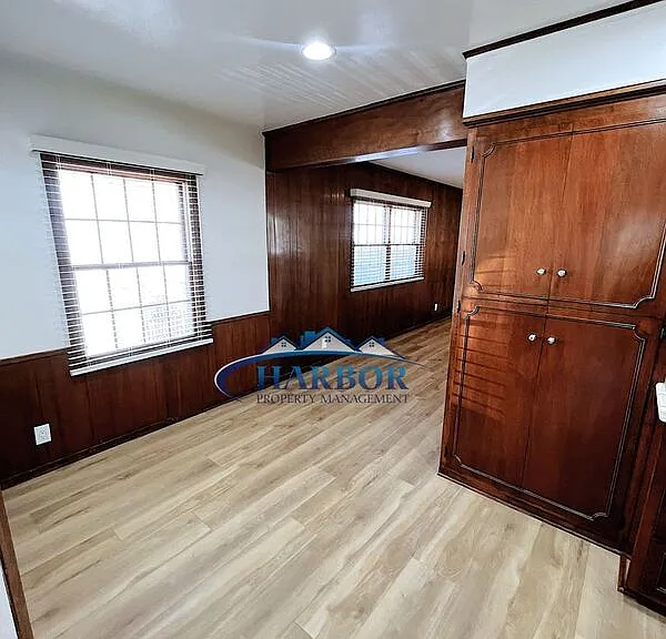 2632 S Averill Ave — Photo 10