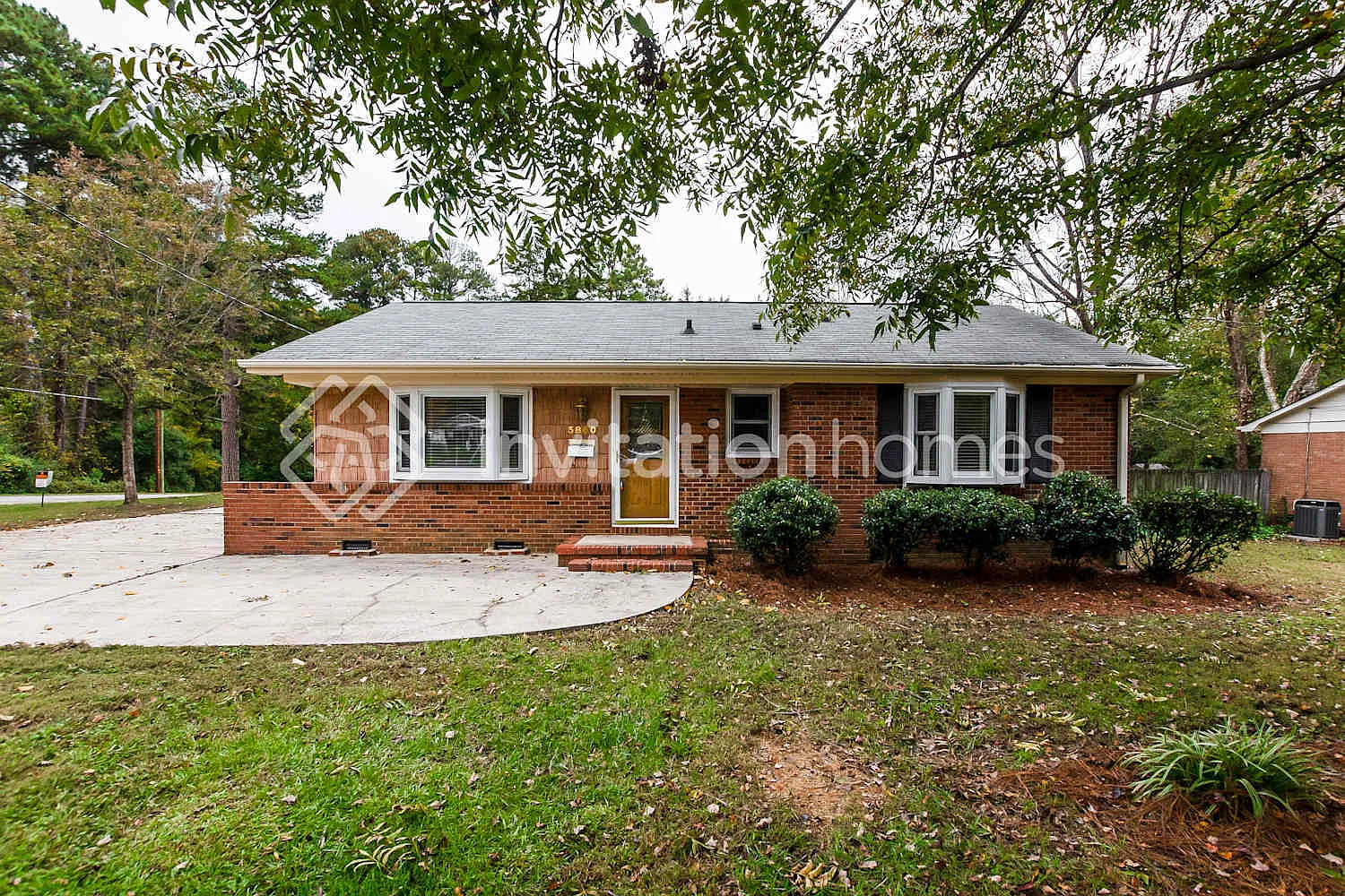 3860 Litchfield Rd Charlotte, NC 28211 — Photo 1
