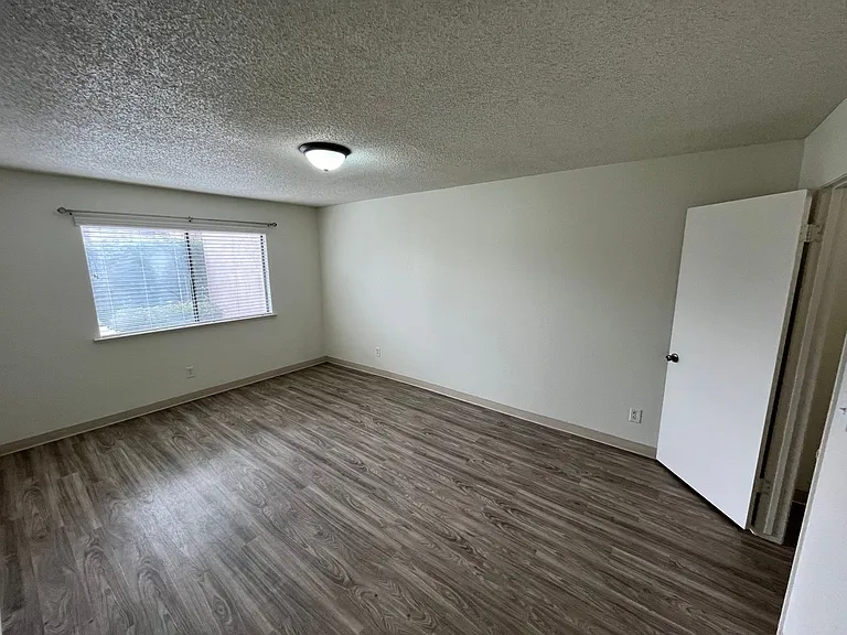 3490 Santa Maria Way #103F — Photo 7
