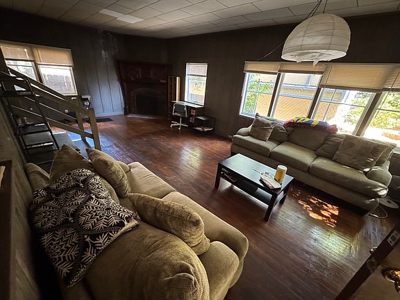 2nd image of 2532 Dwight Way #2