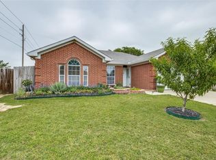 3001 Dove Valley Ln, Mansfield, TX 76063