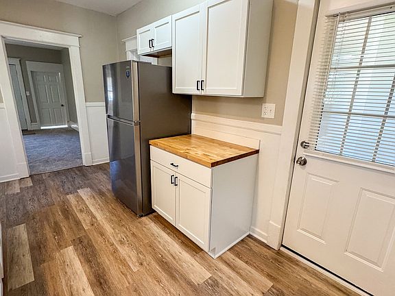 4th image of 543 11th St NW APT 2