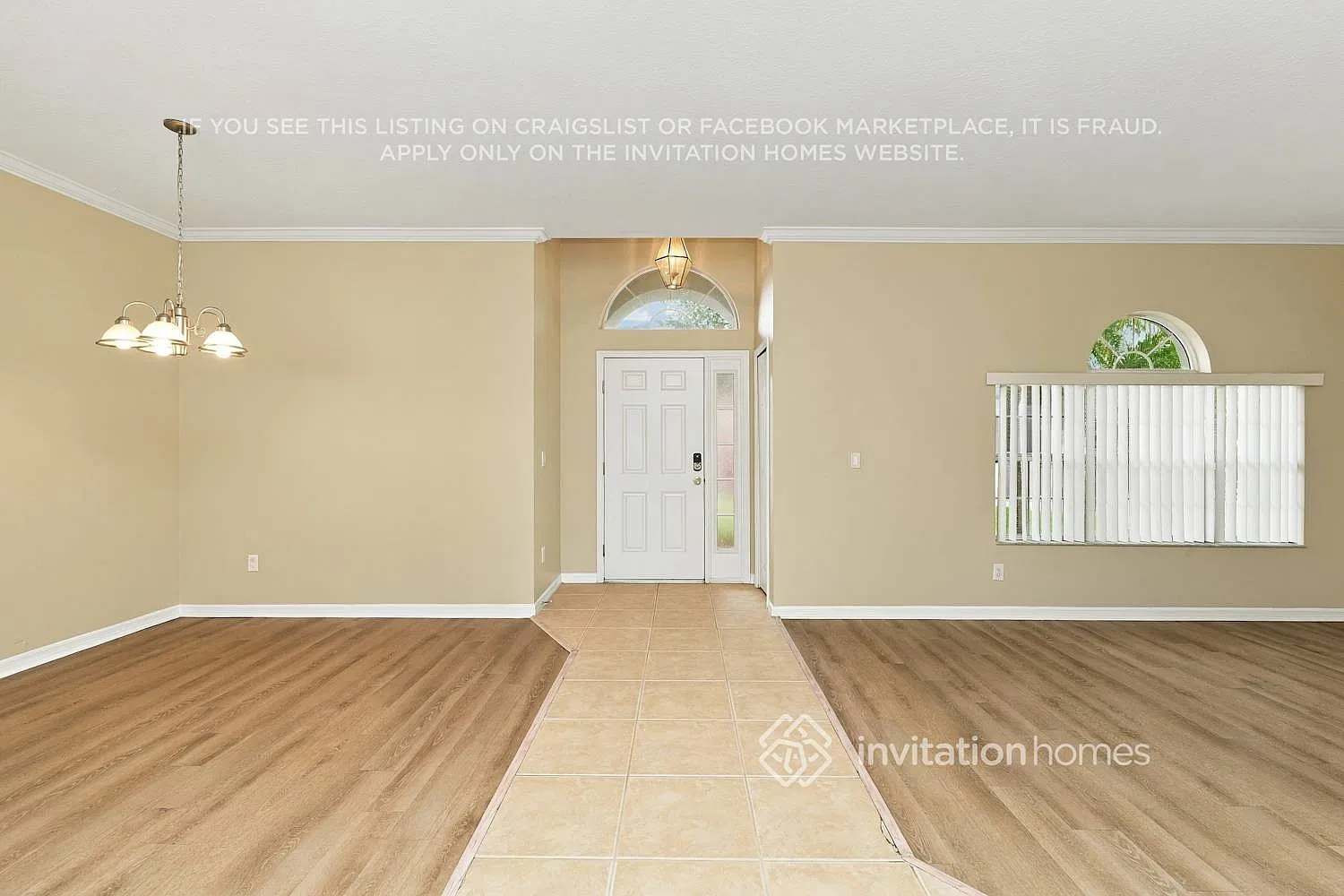 1815 Mira Lago Cir Ruskin, FL 33570 — Photo 2
