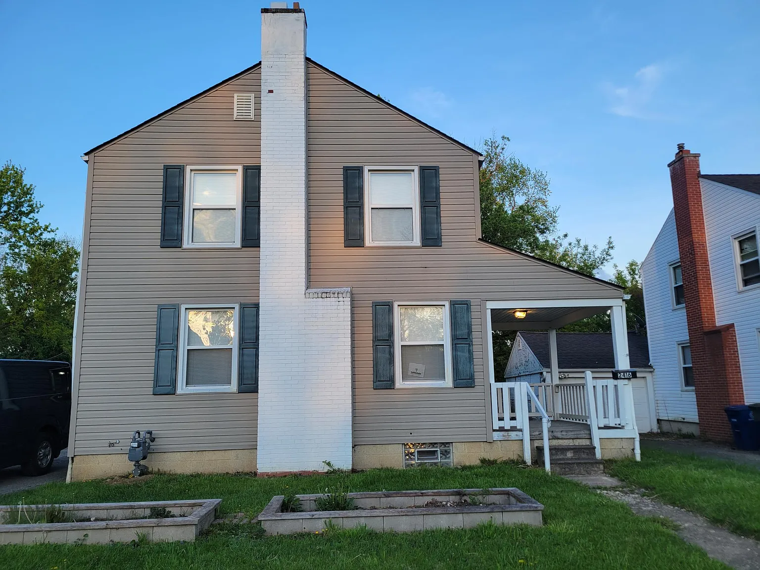 2416 Bretton Pl photo 1