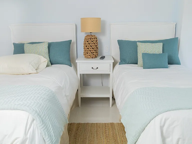 881 Ocean Dr #18H — Photo 5