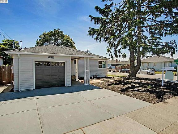 3rd image of 1306 Lillian Ave
