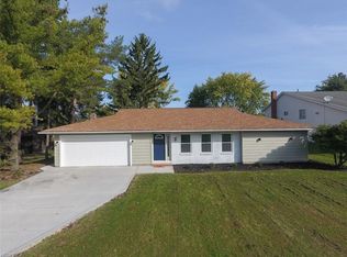 18244 Fox Hollow Dr, Strongsville, OH 44136