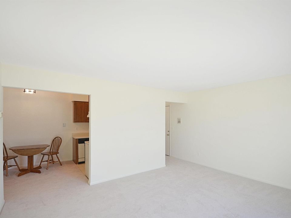 43298-40 Mound Rd, photo 7