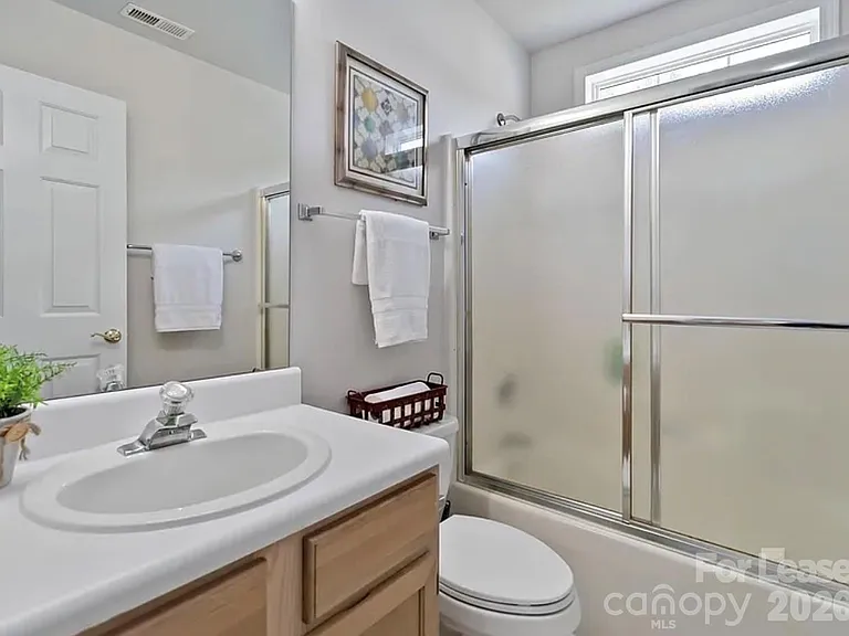 12100 Landing Green Dr — Photo 6