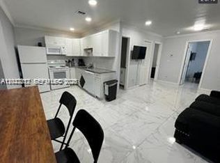 2240 Simms St, Hollywood, FL 33020