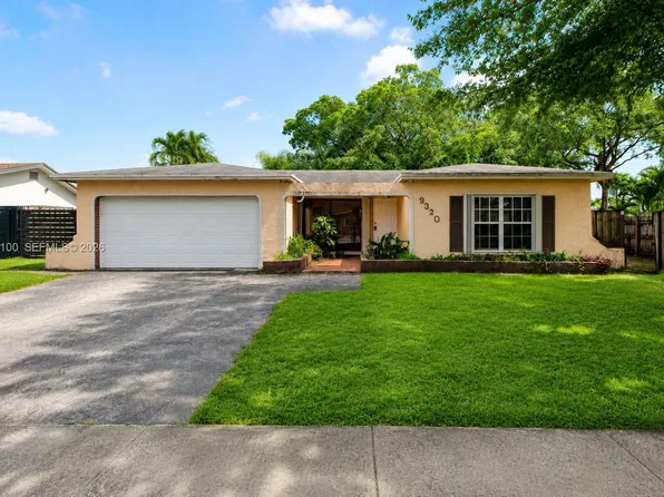 9320 NW 13th St, Hollywood, FL 33024