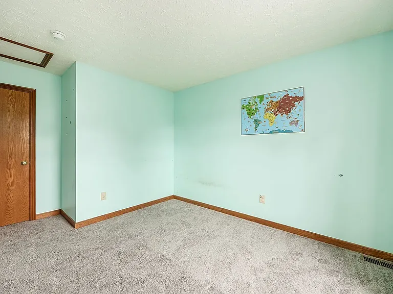 369 Abbotsbury Ct — Photo 20