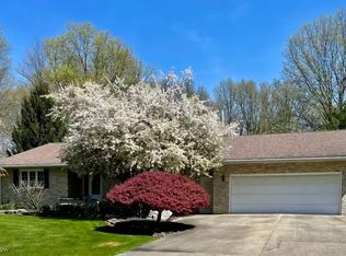 313 Fonderlac Dr SE, Warren, OH