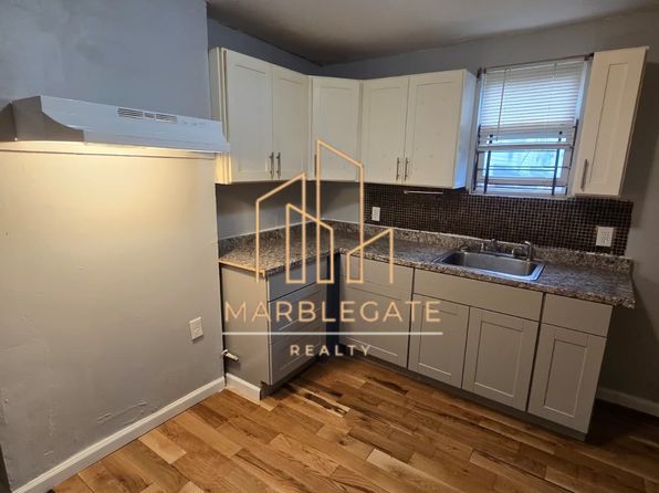 133 Elizabeth Ave #101A