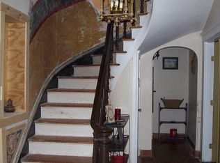 73 Dover St, Providence, RI 02908