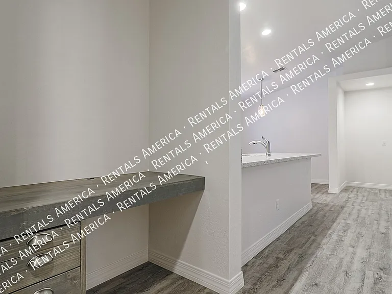 12532 W Saint Moritz Ln — Photo 11