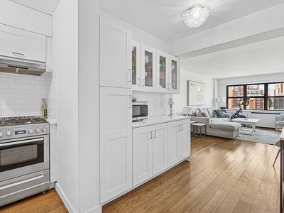 240 E 76th St APT 15B, New York, NY, 10021