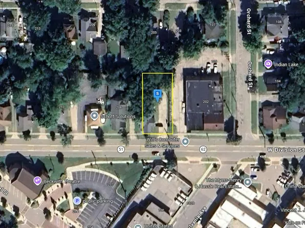 206 W Division St, Dowagiac, MI 49047