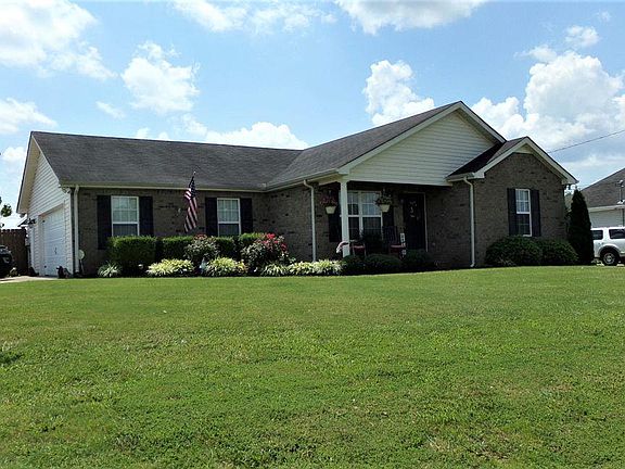 2nd image of 703 Fall Creek Dr