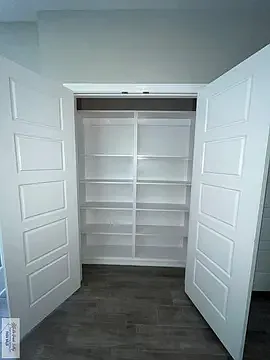 542 Valencia Ln — Photo 12