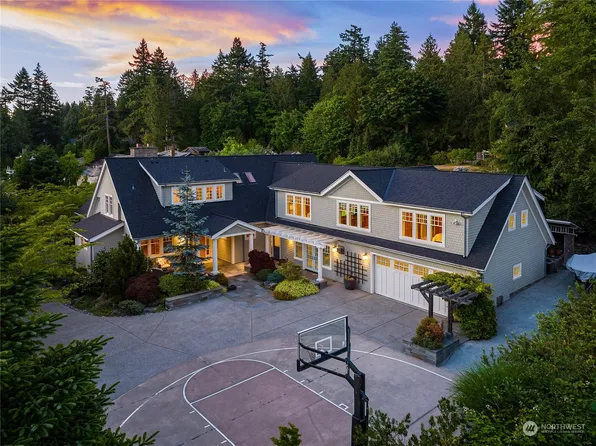 9223 Allens Cove Lane NE, Bainbridge Island, WA 98110
