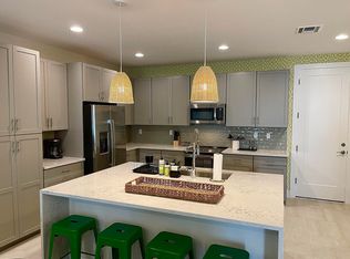 3860 Lambert Ave, West Palm Beach, FL 33405