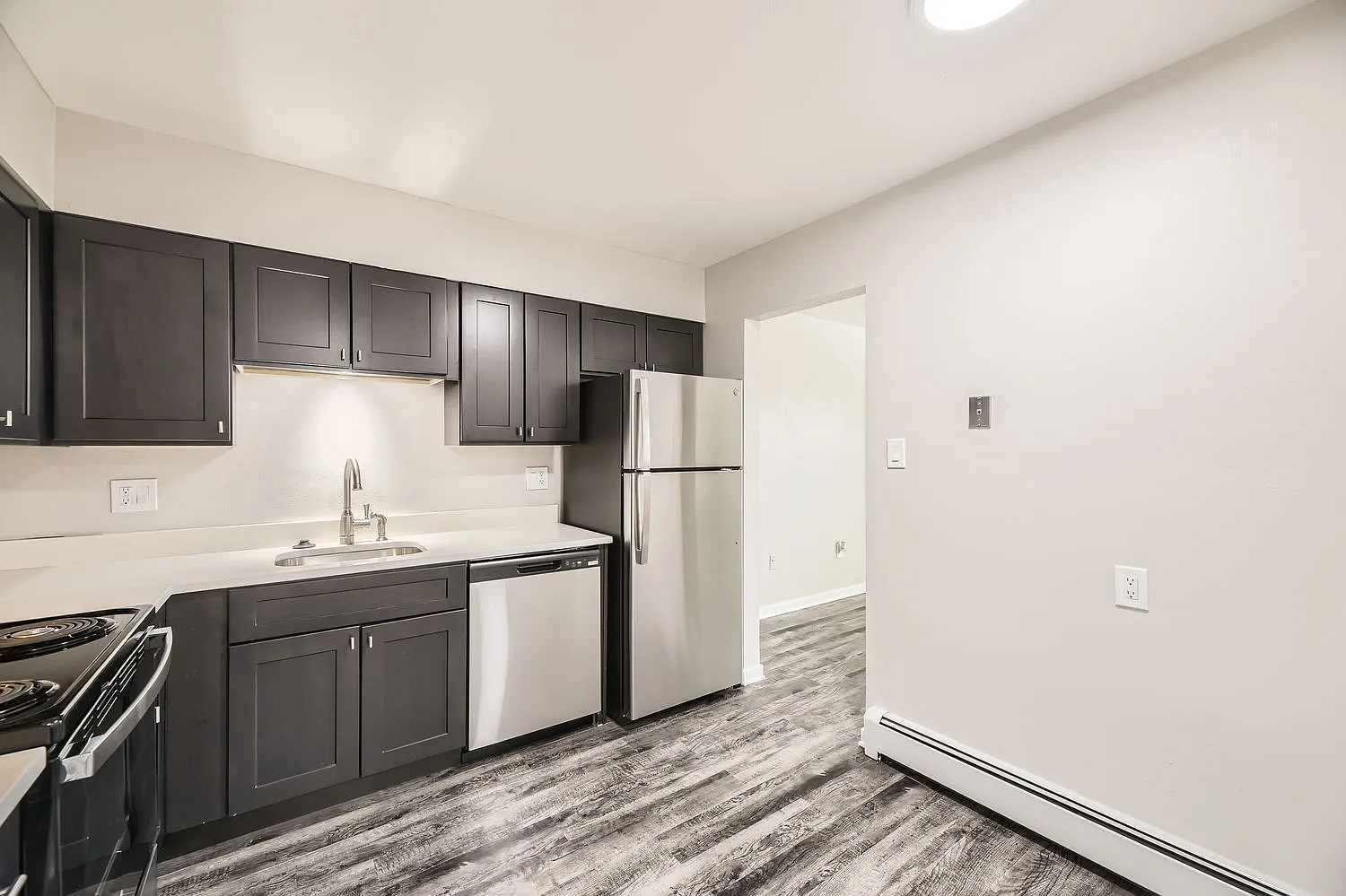 1 bed, 650 sqft, $1,140 — Photo 4