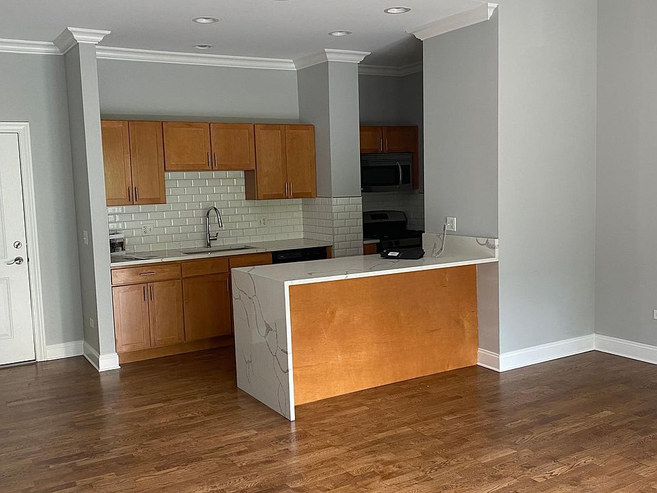 1st image of 1440 S Wabash Ave APT 303
