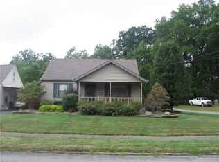 146 Forest Hill Dr, Youngstown, OH