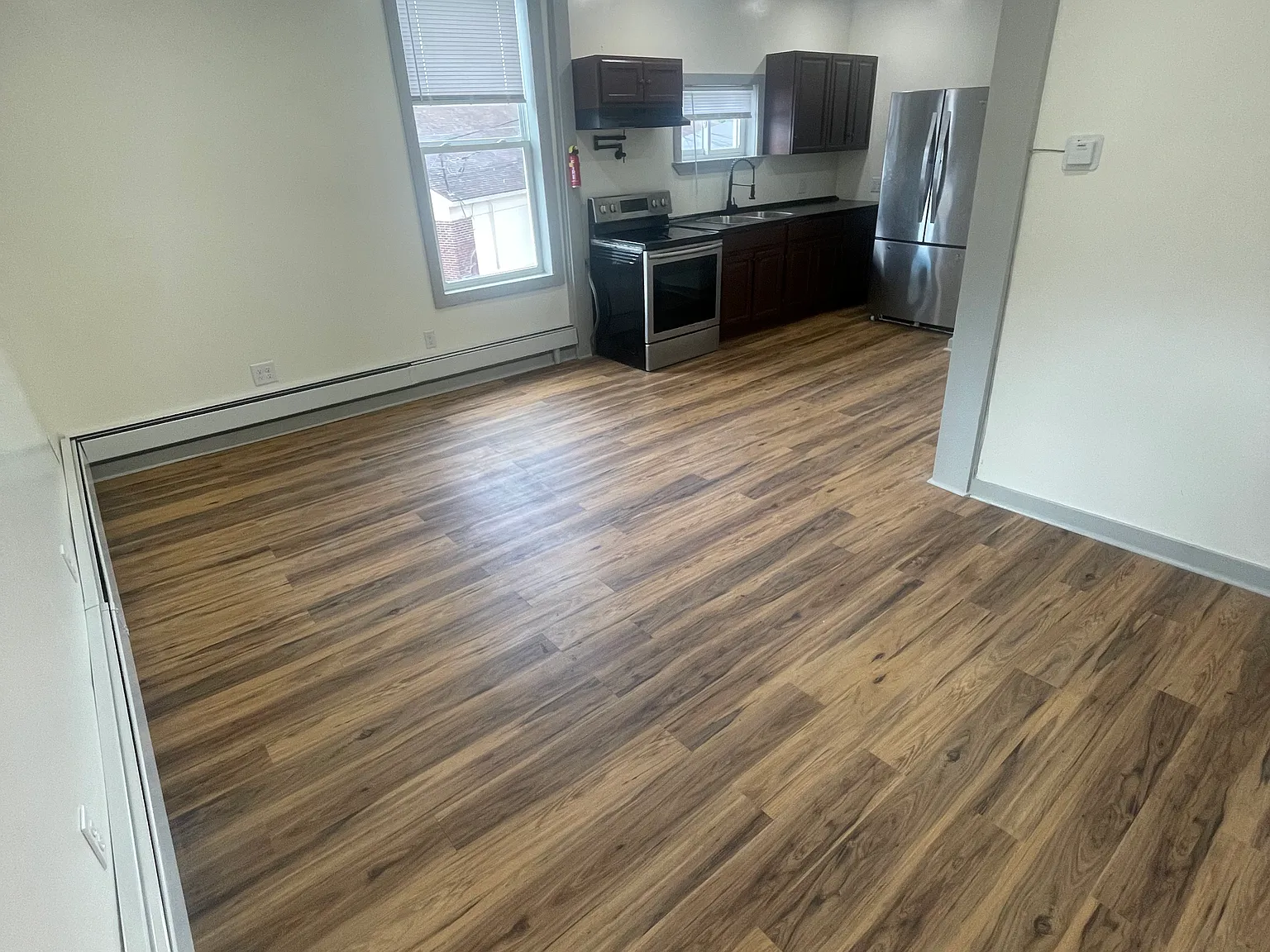 2 bed, $1,000 — Photo 2