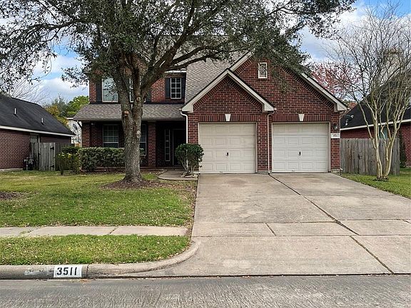 2nd image of 3511 Englewood Dr