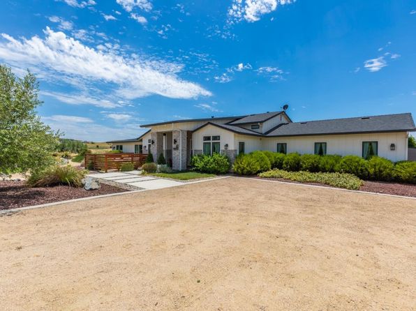 60 Tortola Way, Hollister, CA 95023