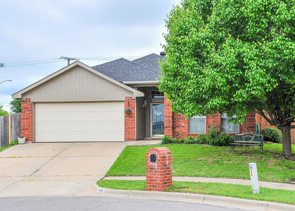 1st image of 918 Trailview Dr