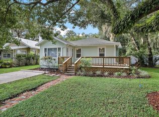 544 E 11th Ave, Mount Dora, FL 32757