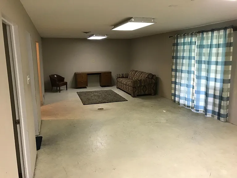 185 N Robinson St — Photo 10