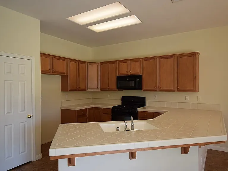 12405 Valentano Ave — Photo 7
