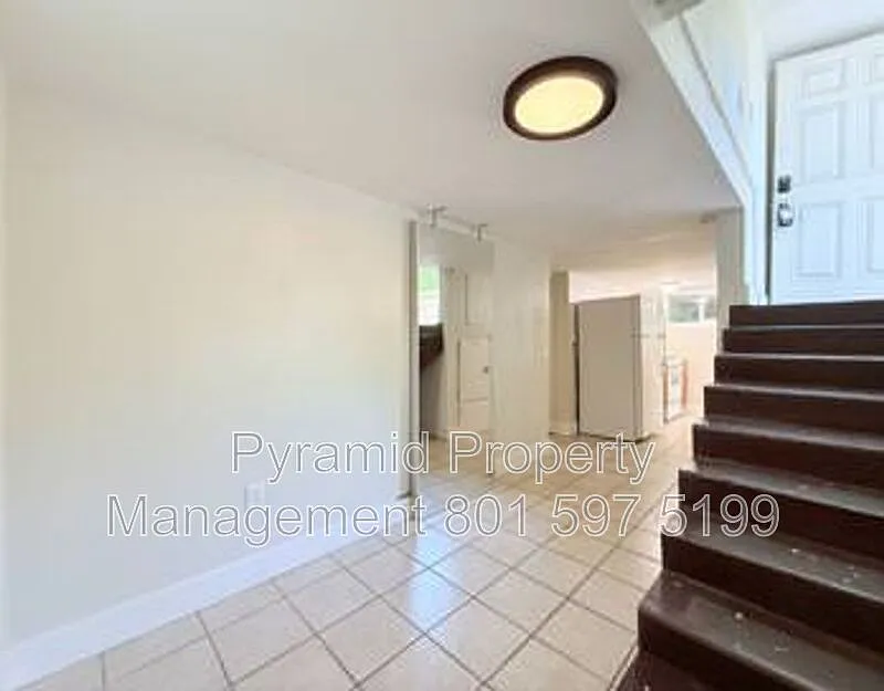 2 bed, 1.0 bath, 870 sqft, $1,399 — Photo 4