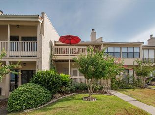 34 Regency Point, Montgomery, TX 77356