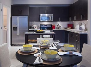 9619 Fontainebleau Blvd APT 203, Miami, FL 33172