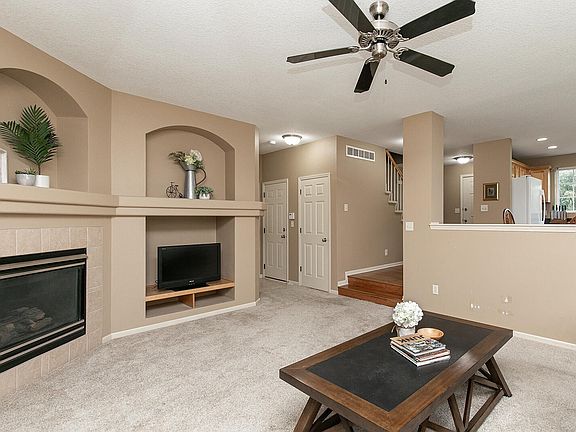 5th image of 1003 NE 41st St