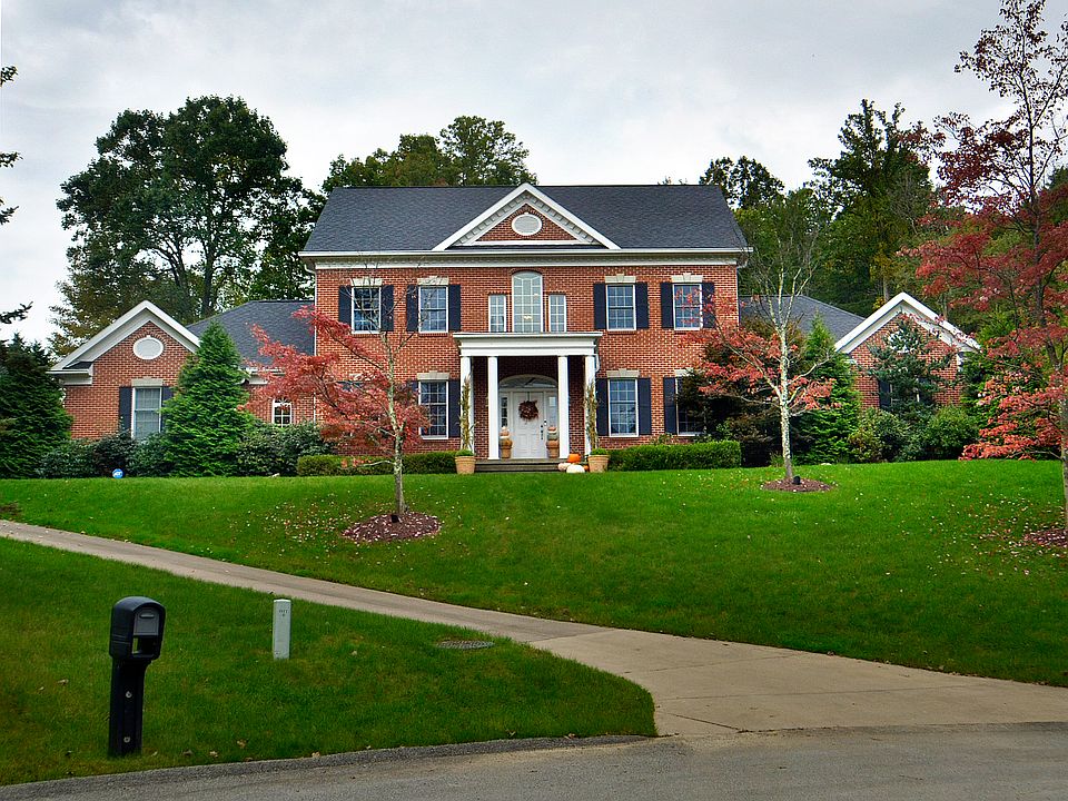 1st image of 113 Woodbrook Ct
