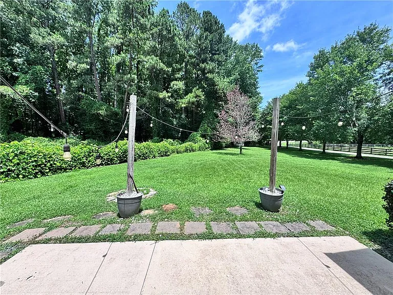 2660 Dr Bramblett Rd — Photo 16