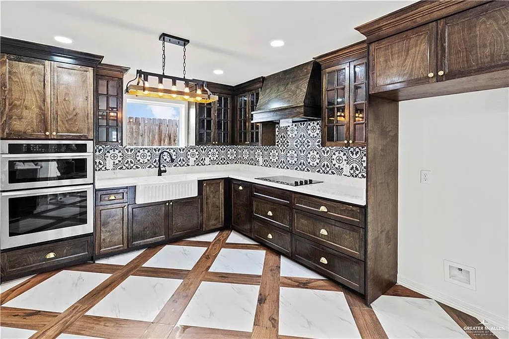 2 bed, 2.5 bath, 1079 sqft, $1,500 — Photo 4